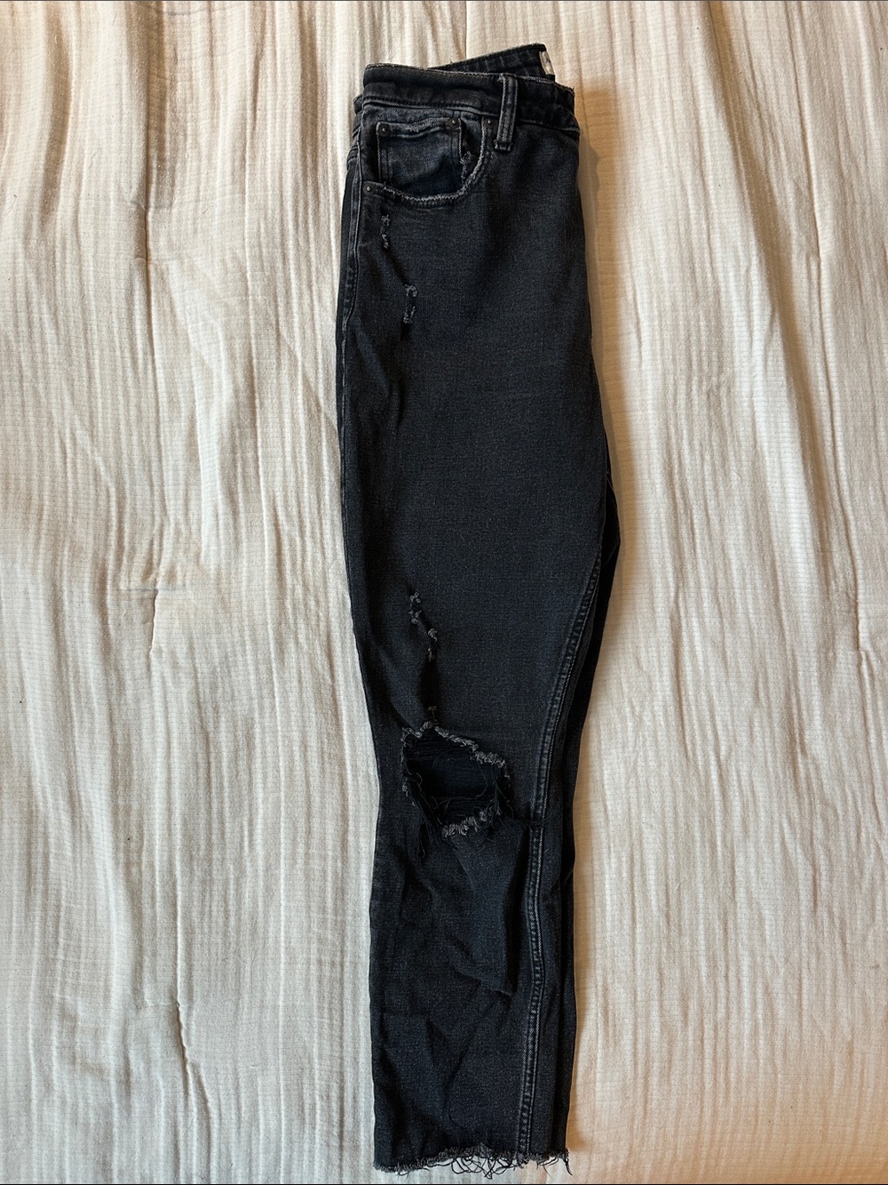 Abercrombie & Fitch Black Distressed Skinny Jeans